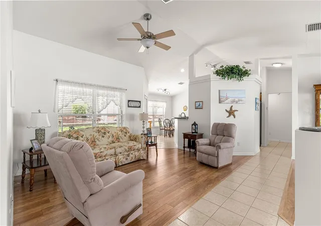 Photo 4 of Single family home for sale at 8721 SW 60 Circle, Ocala, FL 34476 | MLS# OM729833 | Listing updated on 2026-08-10