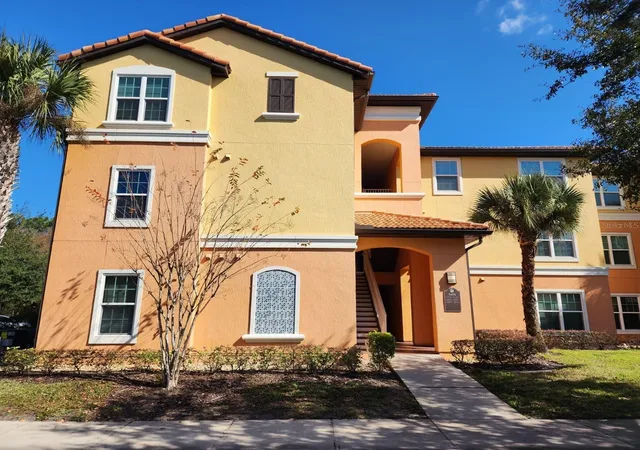 Photo 1 of Sale Pending at 5455 Vineland Rd #3310, Orlando, FL 32811 | MLS# O6431077 | Listing updated on 2026-08-21