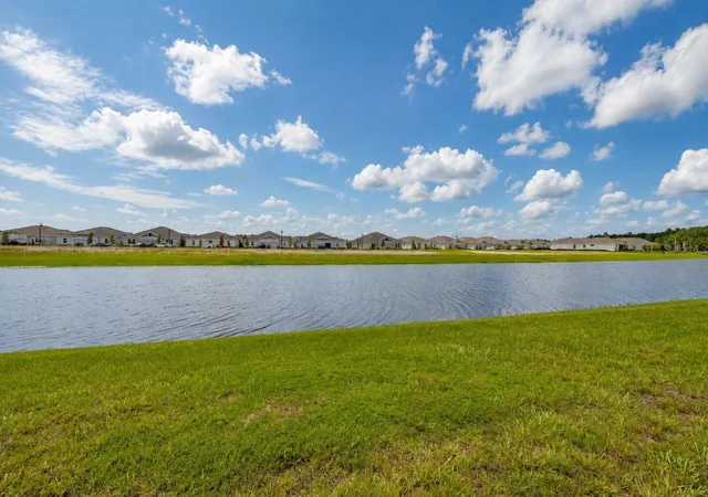 Photo 3 of Single family home for sale at 4536 Ochos Rios Pl, Kissimmee, FL 34758 | MLS# S5155089 | Listing updated on 2026-09-17