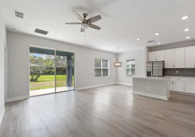 4th image of 407 W Harvard St, Inverness, FL 34452 | MLS# O6431085