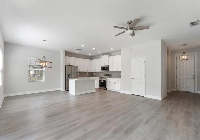 5th image of 407 W Harvard St, Inverness, FL 34452 | MLS# O6431085