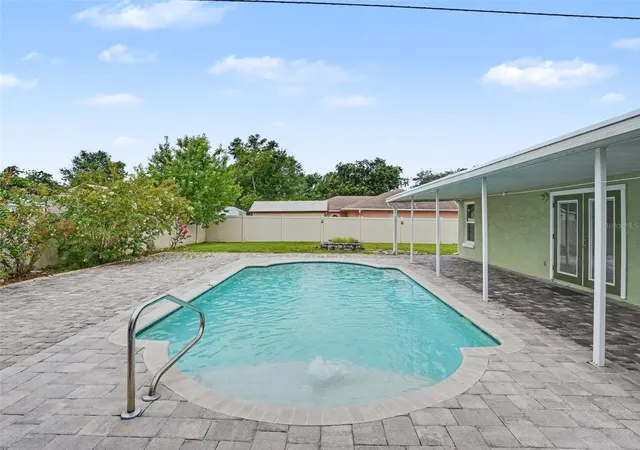 2nd image of 128 Brighton Cir, Auburndale, FL 33823 | MLS# TB8536254