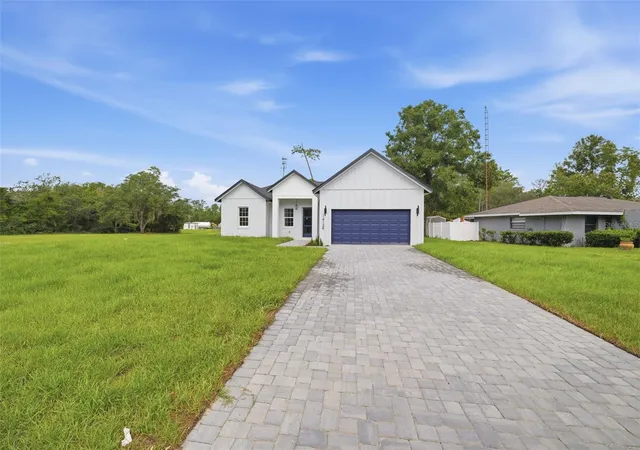 Photo 4 of Single family home for sale at 14126 SW 34th Terrace Rd, Ocala, FL 34473 | MLS# O6431107 | Listing updated on 2026-08-21