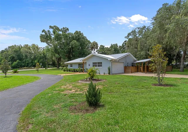 Photo 4 of Sale Pending at 914 N Mcgowan Ave, Crystal River, FL 34429 | MLS# OM729842 | Listing updated on 2026-09-13