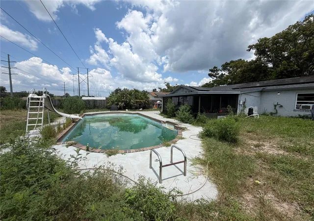 5th image of 4614 Lemans Dr, Orlando, FL 32808 | MLS# TB8536291