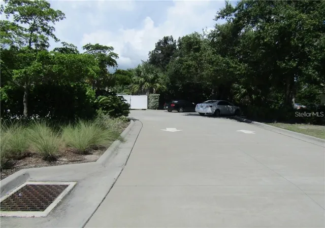 3rd image of 1820 S Mccall Rd, Englewood, FL 34223 | MLS# D6148317
