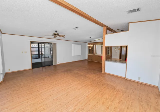 Photo 2 of Manufactured home for sale at 1706 Fox Hl Dr, Lakeland, FL 33810 | MLS# L4964053 | Listing updated on 2026-09-24