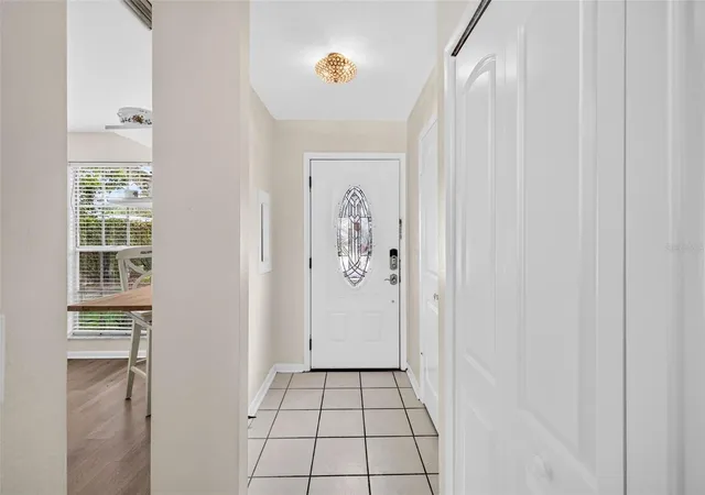 Photo 4 of Townhouse for sale at 1760 Ml Run Cir, Tampa, FL 33613 | MLS# TB8536303 | Listing updated on 2026-08-07