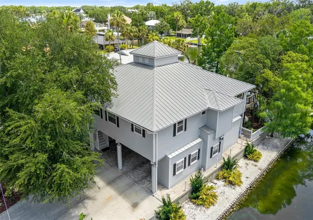 1st image of 1035 N Appalachian Ter, Crystal River, FL 34429 | MLS# W7888305