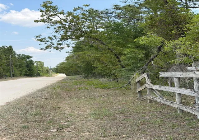 Photo 1 of Land for sale at Ne 110th Avenue, Bronson, FL 32621 | MLS# GC542522 | Listing updated on 2026-08-11