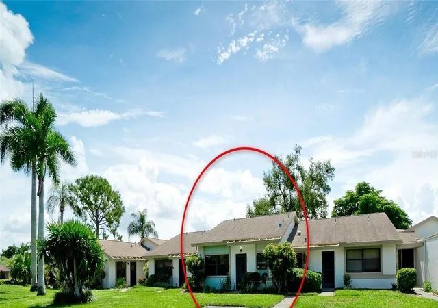 Photo 1 of Condo for sale at 6507 Heritage Ln #2605, Bradenton, FL 34209 | MLS# A4702182 | Listing updated on 2026-10-05