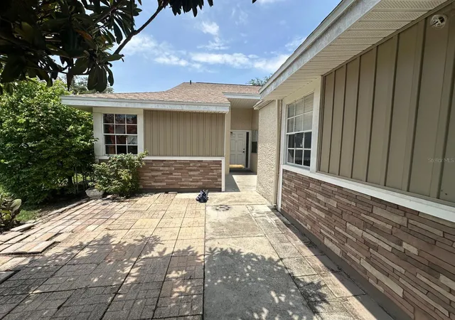 4th image of 3157 Phlox Dr, PALM HARBOR, FL 34684