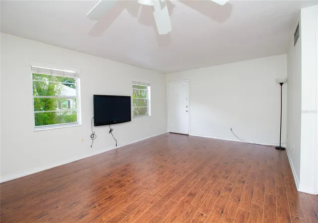 Photo 4 of Condo for sale at 6940 A Sunset Dr S #2C, St Petersburg, FL 33707 | MLS# TB8536325 | Listing updated on 2026-10-20