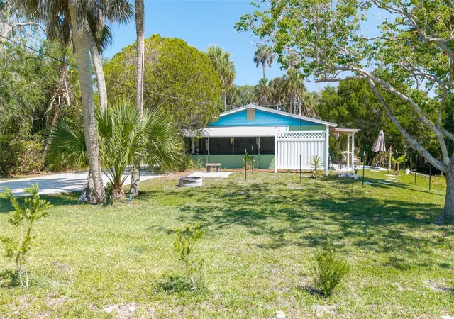 Photo 3 of Single family home for sale at 10709 W Halls River Rd, Homosassa, FL 34448 | MLS# W7888311 | Listing updated on 2026-08-07