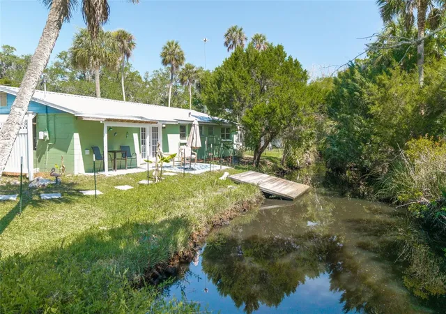 Photo 3 of Single family home for sale at 10709 W Halls River Rd, Homosassa, FL 34448 | MLS# W7888311 | Listing updated on 2026-08-07