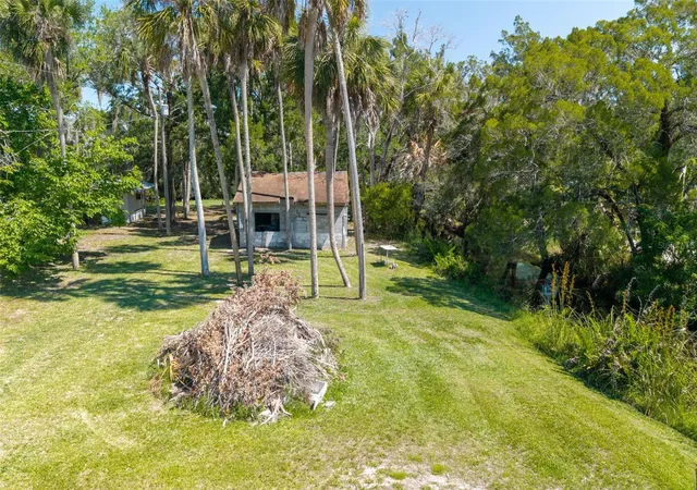 Photo 4 of Single family home for sale at 10709 W Halls River Rd, Homosassa, FL 34448 | MLS# W7888311 | Listing updated on 2026-08-07