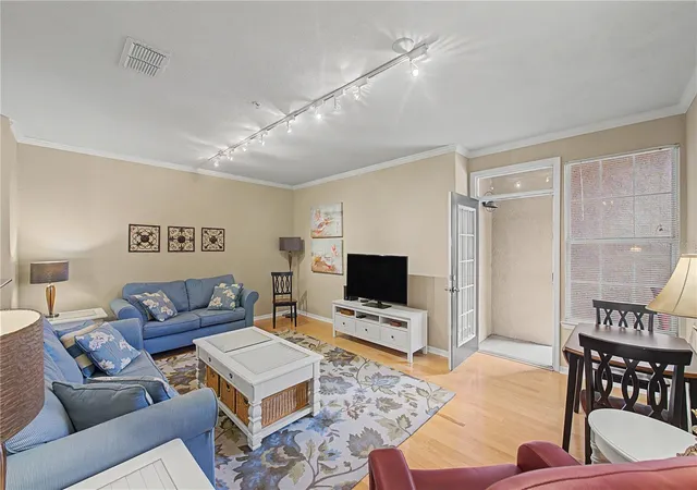 Photo 4 of Condo for sale at 4221 W Spruce St #1222, Tampa, FL 33607 | MLS# TB8536346 | Listing updated on 2026-10-22