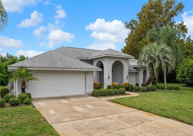Photo 3 of Single family home for sale at 3225 Glenwood Cir, Holiday, FL 34691 | MLS# TB8536347 | Listing updated on 2026-08-29