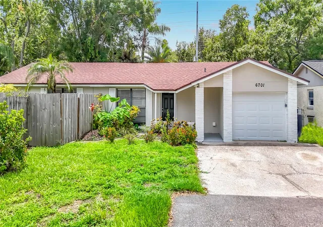 Photo 1 of Single family home for sale at 6701 Village Grv Ct, Tampa, FL 33615 | MLS# TB8536348 | Listing updated on 2026-10-06