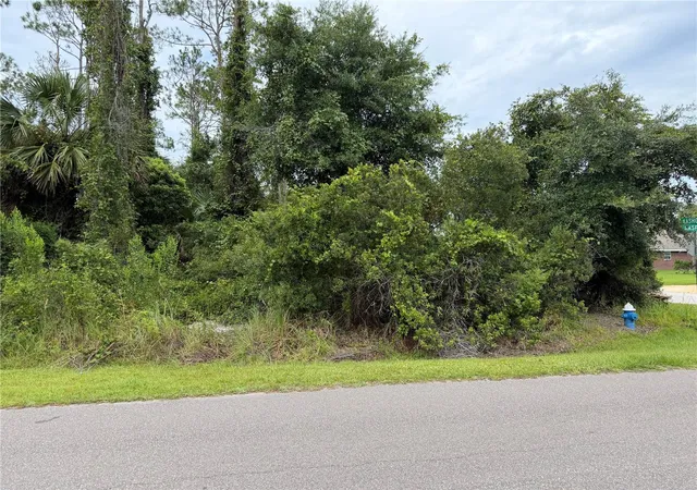 1st image of 1 Kashgar Ct, Palm Coast, FL 32164 | MLS# FC320490