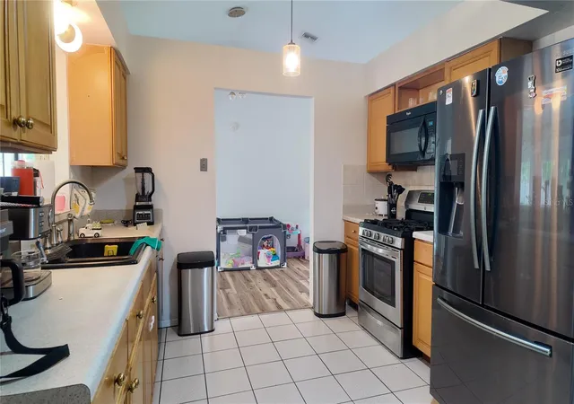 2nd image of 304 Shadow Oak Dr, Casselberry, FL 32707 | MLS# O6431201