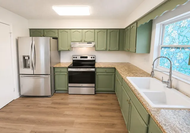 Photo 2 of Single family home for sale at 7313 Thomas Jefferson Cir E, Bartow, FL 33830 | MLS# S5155109 | Listing updated on 2026-09-04