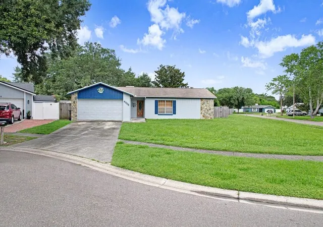 Photo 2 of Single family home for sale at 4908 Crockett Ct, Tampa, FL 33625 | MLS# TB8536367 | Listing updated on 2026-09-13