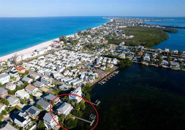 image of 2512 Avenue A, Bradenton Beach, FL 34217 | MLS# A4702193