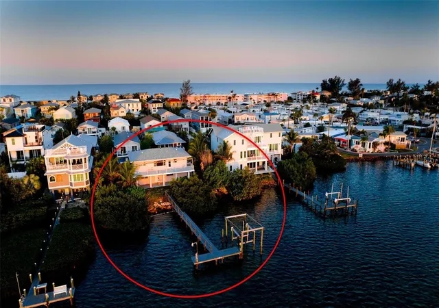 image of 2512 Avenue A, Bradenton Beach, FL 34217 | MLS# A4702193