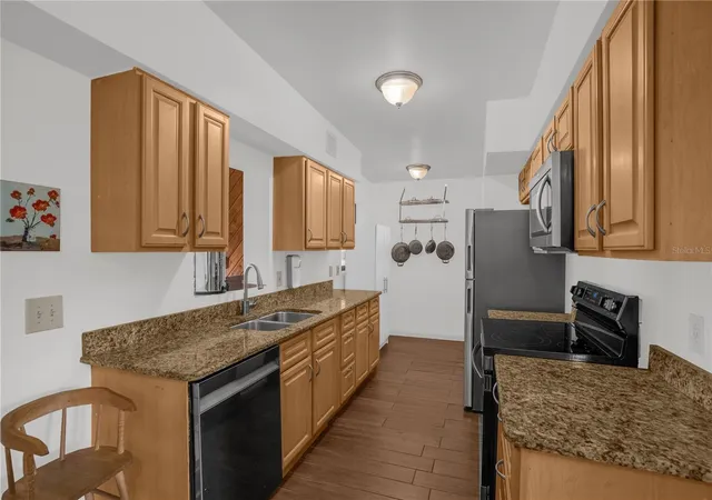 4th image of 125 E Lauren Ct, Fern Park, FL 32730 | MLS# O6431203