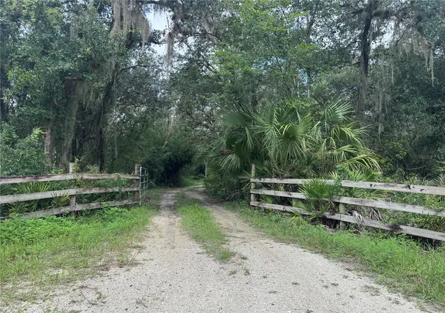 Photo 1 of Sale Pending at 2963 Sw Armadillo Trl, Arcadia, FL 34266 | MLS# A4702194 | Listing updated on 2026-09-13