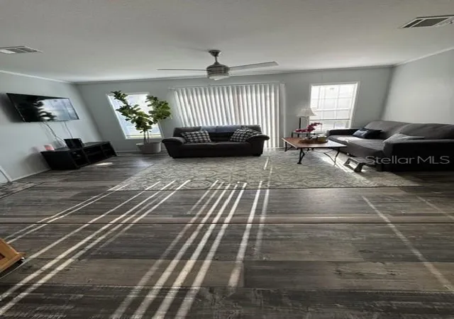 4th image of 8314 Evergreen Ave, Brooksville, FL 34613 | MLS# TB8536387