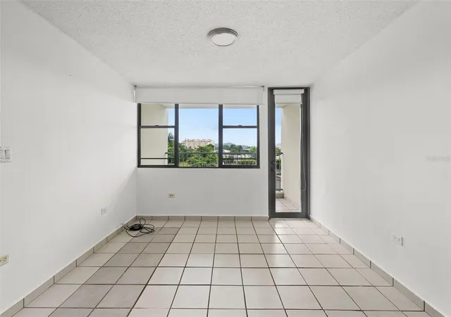Photo 4 of Sale Pending at 37 Atrium Park Calle Regina Medina #C-604, Guaynabo, PR 00969 | MLS# PR9123227 | Listing updated on 2026-09-18