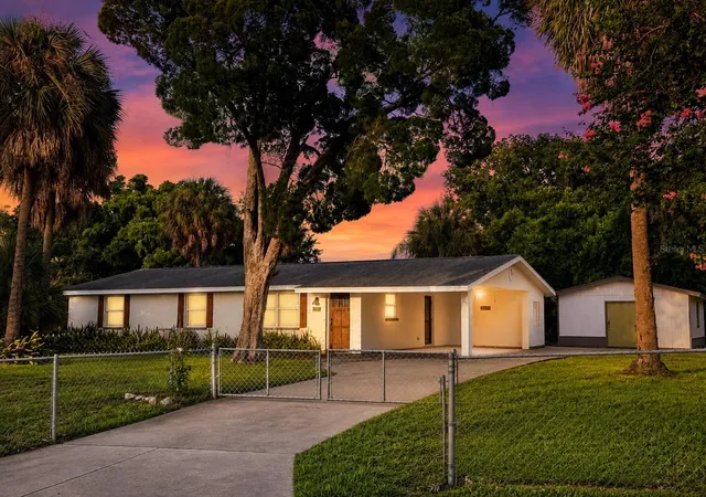 Photo 1 of Single family home for sale at 5117 N Taliaferro Ave, Tampa, FL 33603 | MLS# G5116125 | Listing updated on 2026-08-26