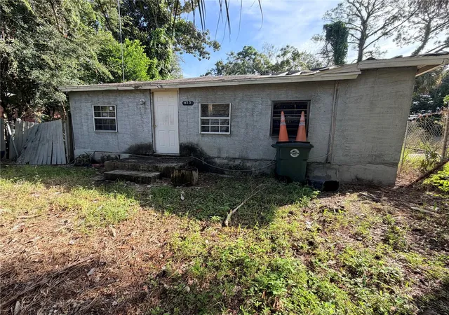 Single family home for sale at 925 Niles St, DAYTONA BEACH, FL 32114 | MLS# O6431226