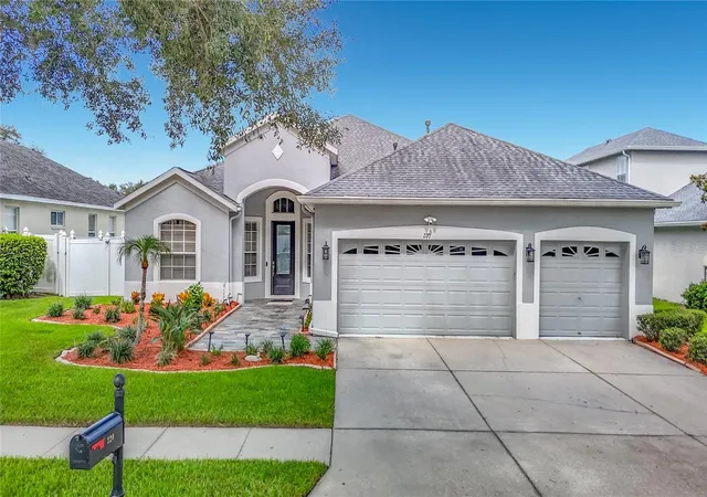 1st image of 220 Ronja Ln, Valrico, FL 33594 | MLS# TB8536395