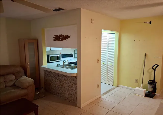 2nd image of 1250 S Pinellas Ave #511, Tarpon Springs, FL 34689 | MLS# A4702206