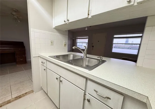 Photo 4 of Condo for sale at 1250 S Pinellas Ave #511, Tarpon Springs, FL 34689 | MLS# A4702206 | Listing updated on 2026-10-09