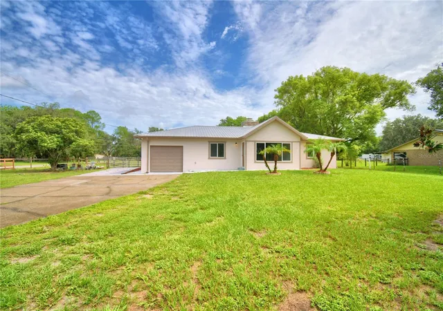 Photo 4 of Single family home for sale at 8704 Tom Costine Rd, Lakeland, FL 33809 | MLS# L4964058 | Listing updated on 2026-10-10