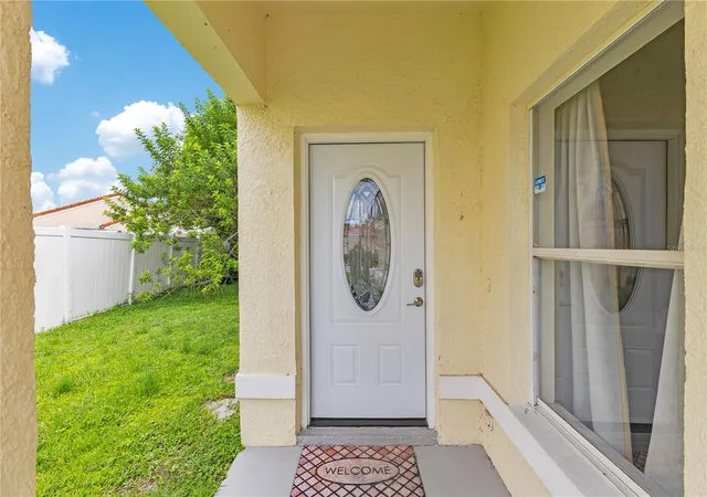 Photo 3 of Single family home for sale at 2346 Cordova Ct, Kissimmee, FL 34743 | MLS# O6431242 | Listing updated on 2026-08-09