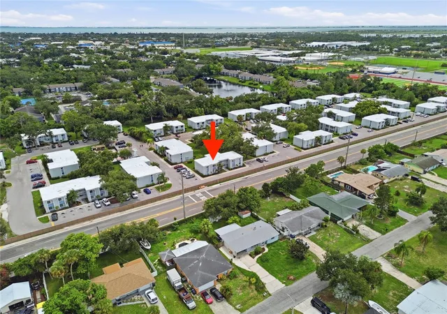 3rd image of 5310 26Th St W, Bradenton, FL 34207