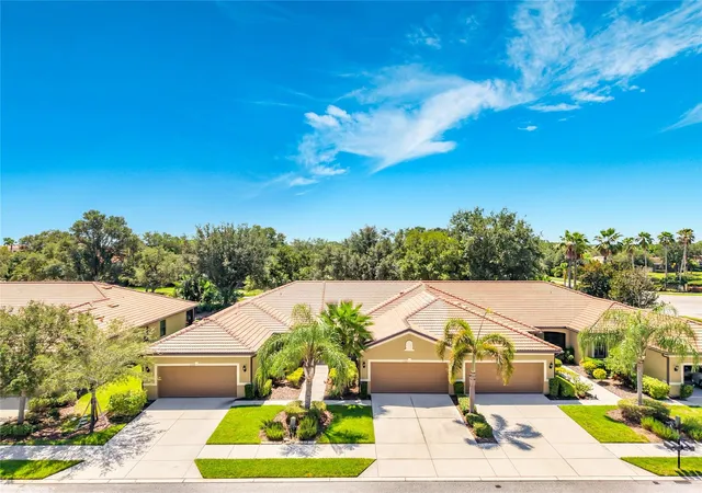 2nd image of 2590 Oswego Dr, North Port, FL 34289 | MLS# C7529278