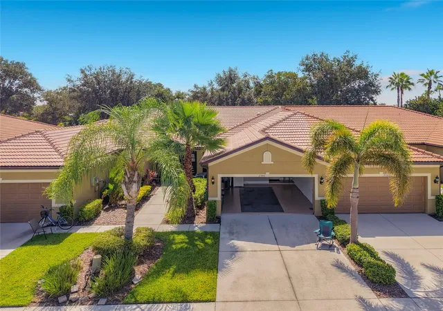 Photo 2 of Single family home for sale at 2590 Oswego Dr, North Port, FL 34289 | MLS# C7529278 | Listing updated on 2026-09-22