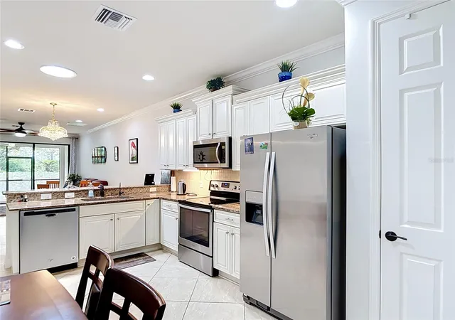 4th image of 2590 Oswego Dr, North Port, FL 34289 | MLS# C7529278