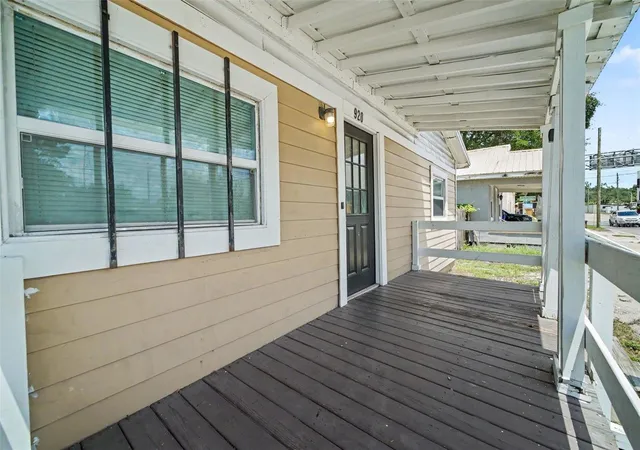 Photo 3 of Single family home for sale at 920 E Dr Martin Luther King Jr Blvd, Tampa, FL 33603 | MLS# O6431255 | Listing updated on 2026-10-16