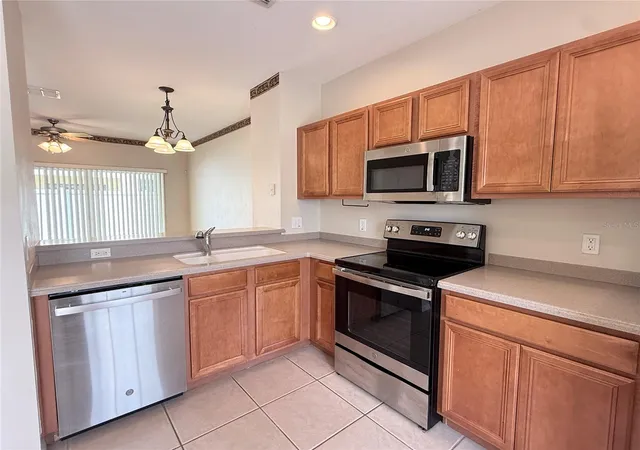 Photo 3 of Townhouse for sale at 8508 Brushleaf Way, Tampa, FL 33647 | MLS# TB8536413 | Listing updated on 2026-10-05