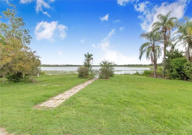 Photo 2 of Single family home for sale at 490 Twin Lakes Blvd, Lake Alfred, FL 33850 | MLS# P4939524 | Listing updated on 2026-09-21