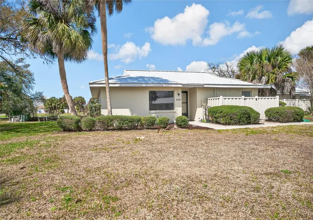 5th image of 11607 W Kingfisher Ct #198, Crystal River, FL 34429 | MLS# W7888324