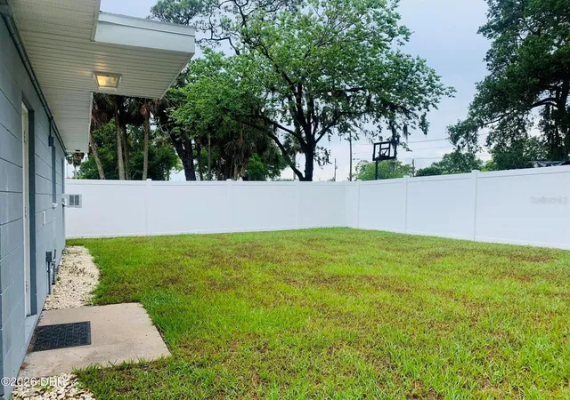 28th image of 342 N Charles St, Daytona Beach, FL 32114 | MLS# V4950592