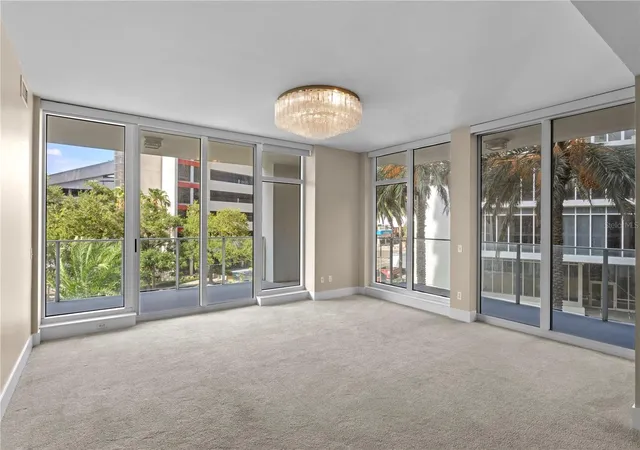 Photo 2 of Condo for sale at 175 1st Street S #303, Saint Petersburg, FL 33701 | MLS# TB8536430 | Listing updated on 2026-09-23